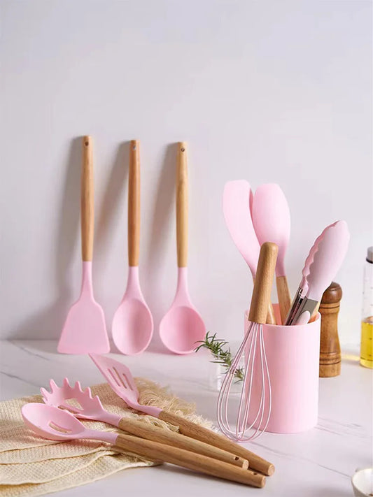 Juego de utensilios de silicón con mango de madera